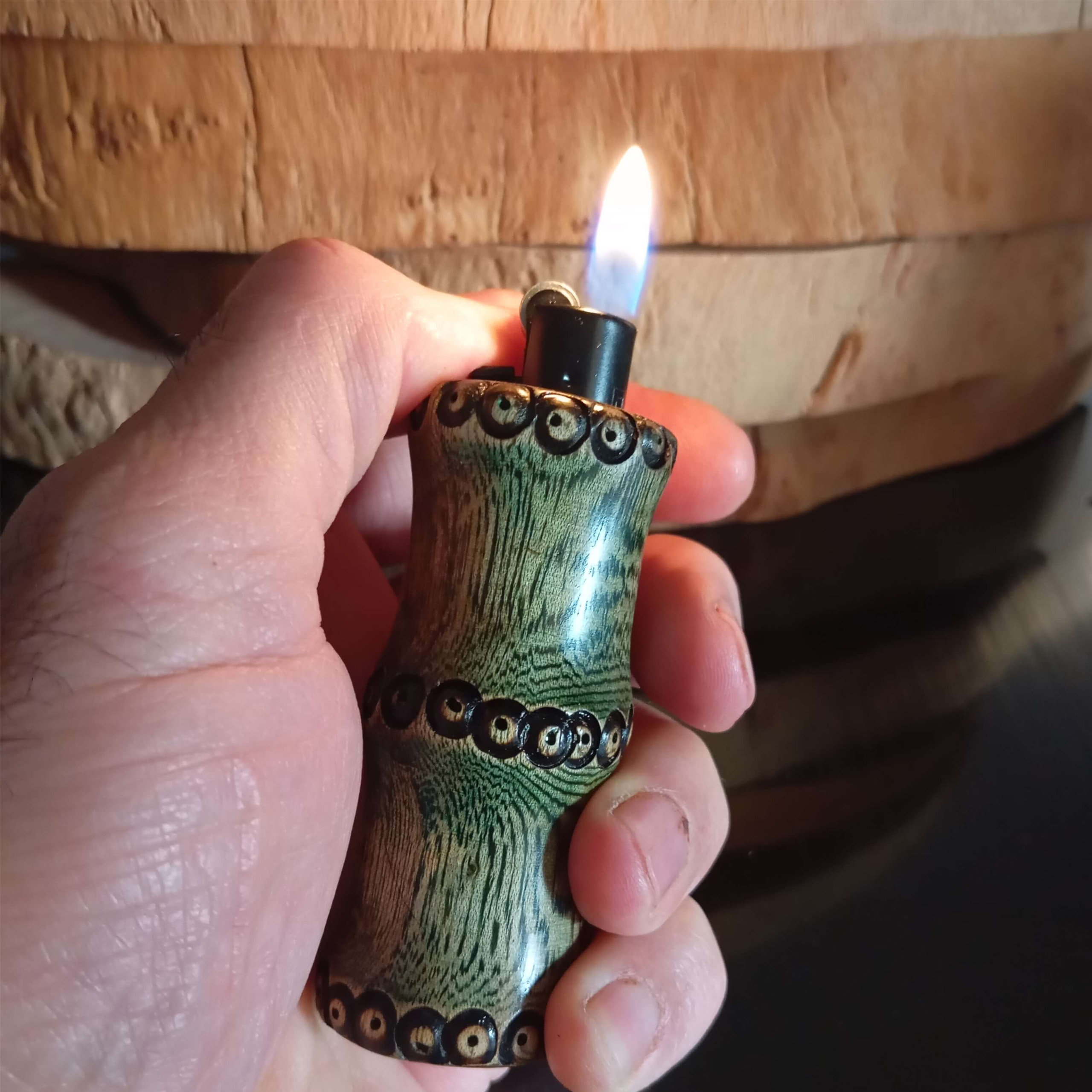 1 فندک طرح خیزران - Image 1